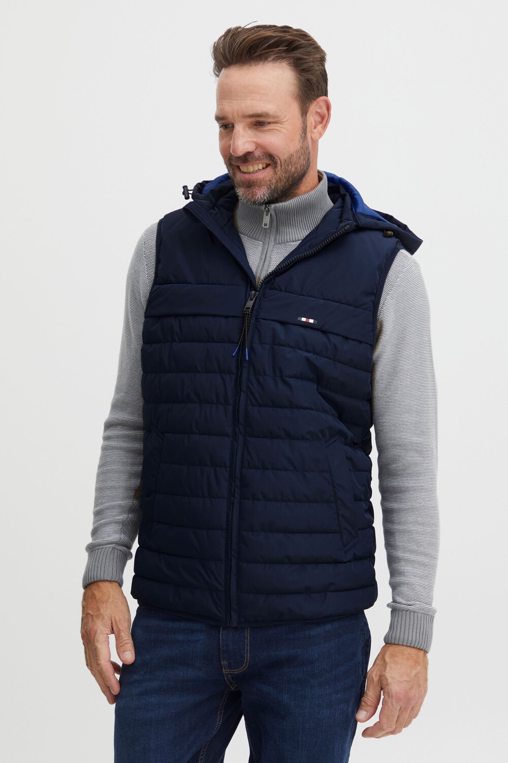 Утепленный жилет FQ1924 FQDanial 21900486 ME, синий
Утепленный жилет FQ1924 FQDanial 21900486 ME, синий