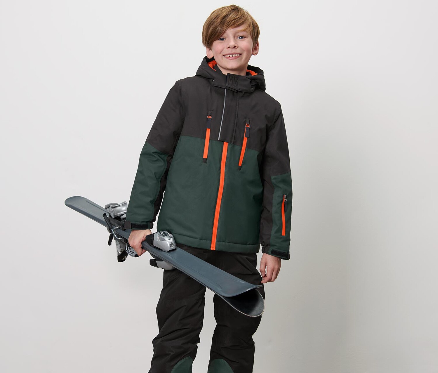 Детская лыжная куртка Tchibo
Детская лыжная куртка Tchibo