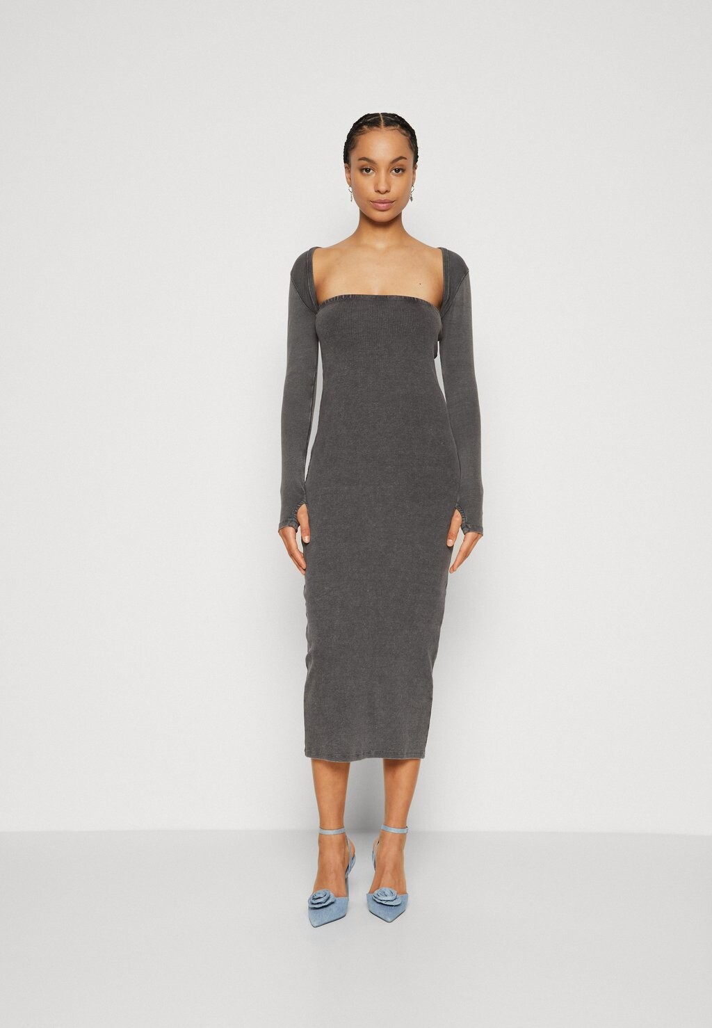 Светлое платье Even&Odd, темно-серый
Светлое платье Even&Odd, темно-серый