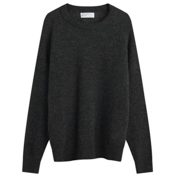 Альпака лайон свитер с круглым вырезом Universal Works, charcoal
Альпака лайон свитер с круглым вырезом Universal Works, charcoal