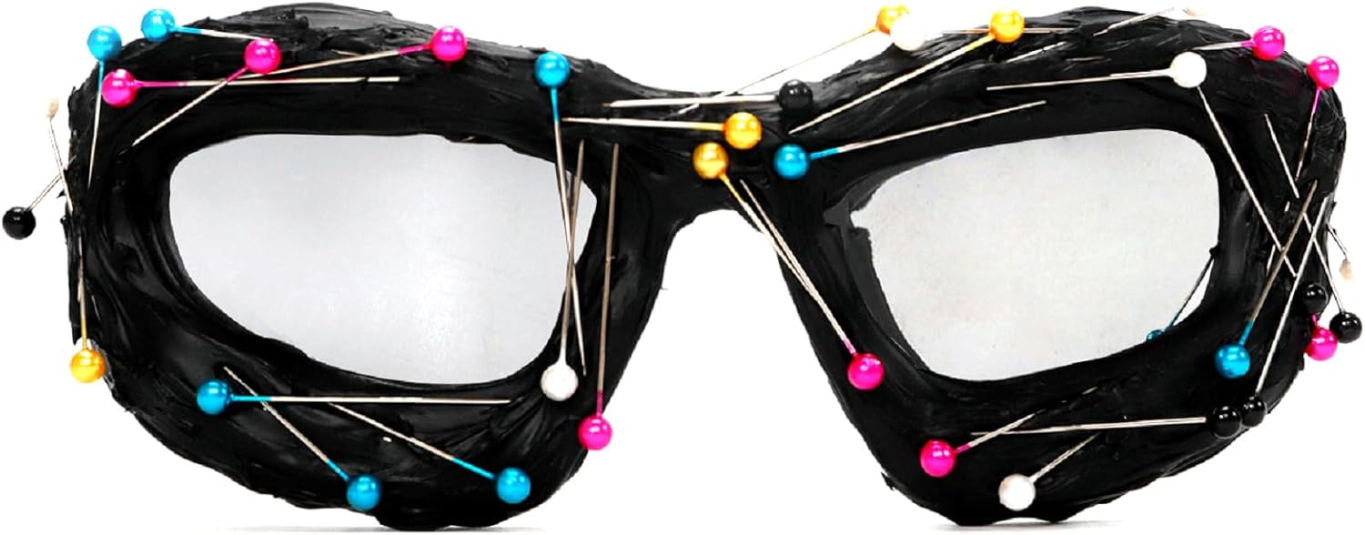 Солнцезащитные очки в стиле Y2K с обтекаемой формой для женщин и мужчин, жемчужная оправа, персонализированные, для уличных вечеринок, унисекс, модные, с защитой от УФ-излучения UV400 mincl, Black Silver
Солнцезащитные очки в стиле Y2K с обтекаемой формой для женщин и мужчин, жемчужная оправа, персонализированные, для уличных вечеринок, унисекс, модные, с защитой от УФ-излучения UV400 mincl, Black Silver