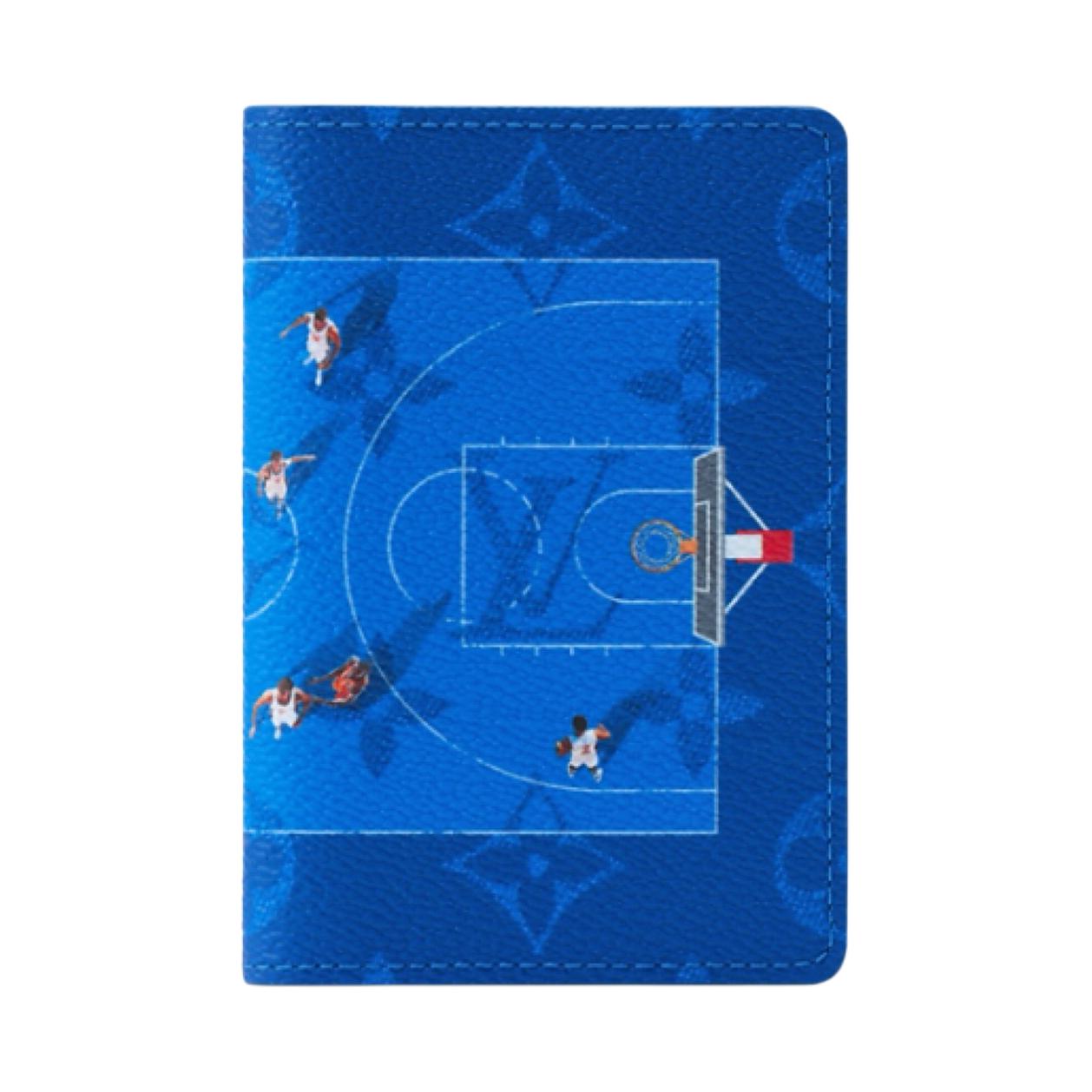 LOUIS VUITTON Картхолдер на молнии с принтом по всей поверхности
LOUIS VUITTON Картхолдер на молнии с принтом по всей поверхности