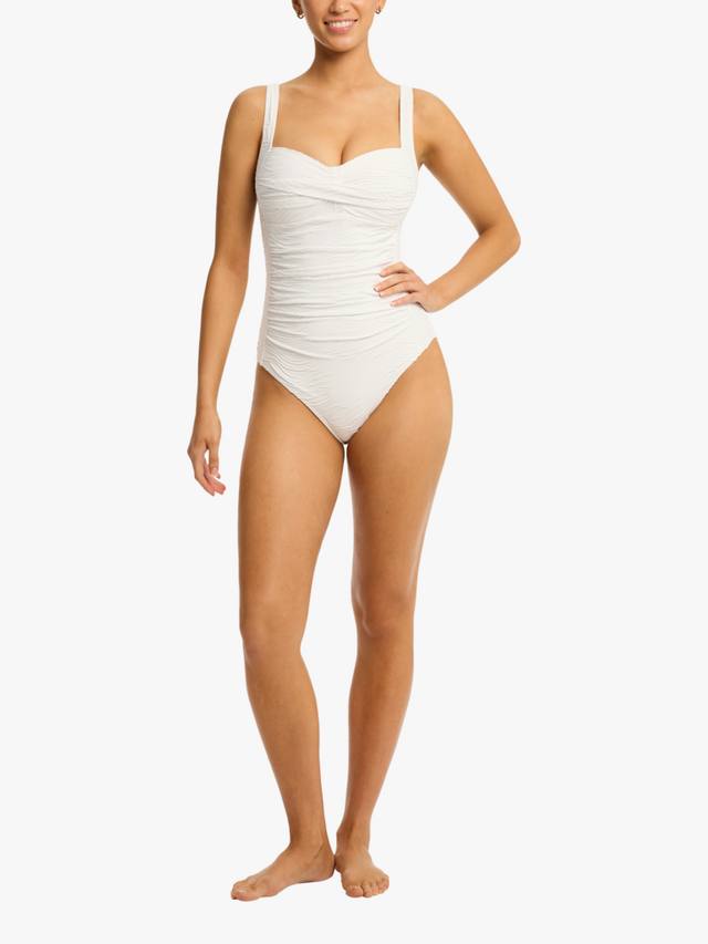 Купальник De Soleil с перекрученным лифом Sea Level, White
Купальник De Soleil с перекрученным лифом Sea Level, White