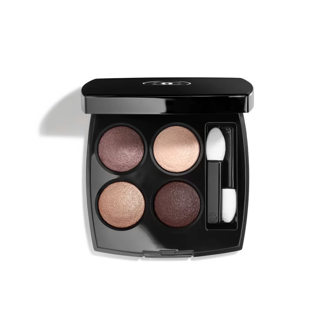 Компактные тени для век - многообразие эффектов Chanel Les 4 Ombres, 226 tissé rivoli
Компактные тени для век - многообразие эффектов Chanel Les 4 Ombres, 226 tissé rivoli