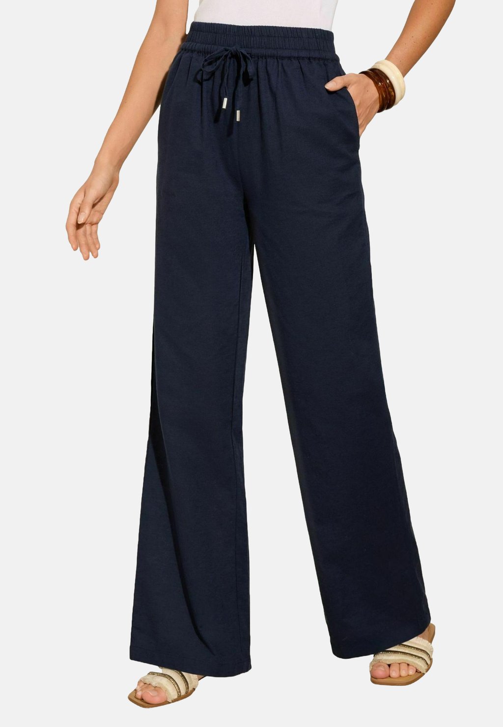 Брюки REGULAR FIT WIDE Friends Like These, синий
Брюки REGULAR FIT WIDE Friends Like These, синий