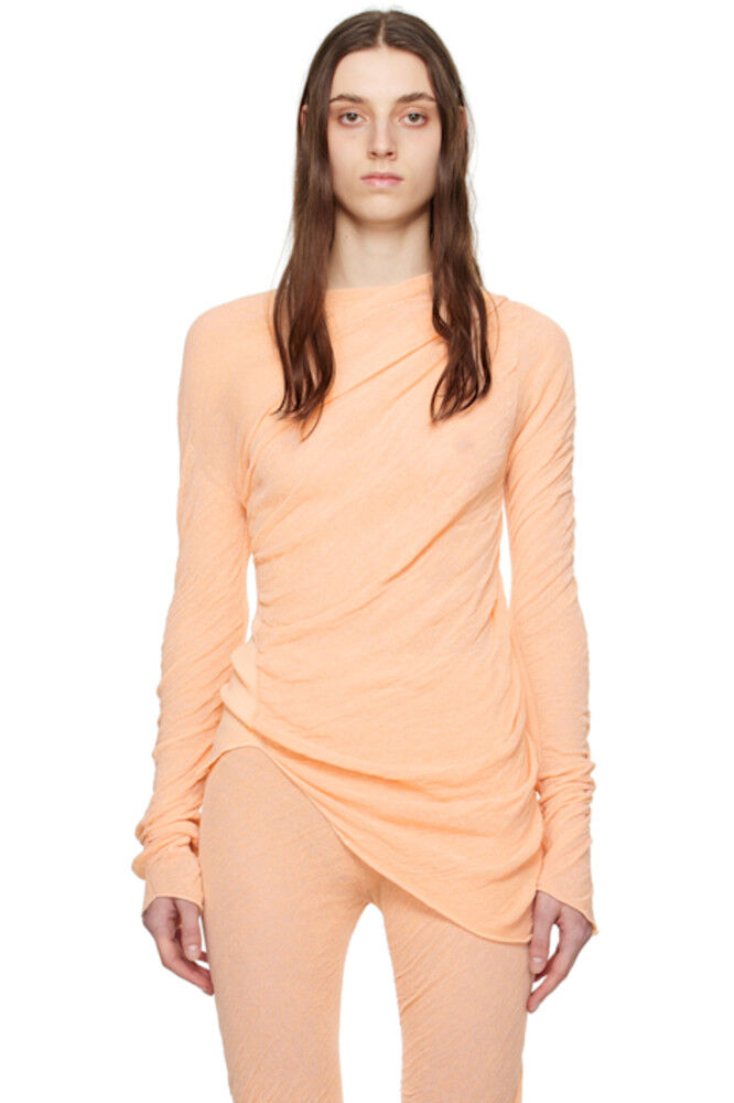 Оранжевый неоднозначный свитер ISSEY MIYAKE
Оранжевый неоднозначный свитер ISSEY MIYAKE