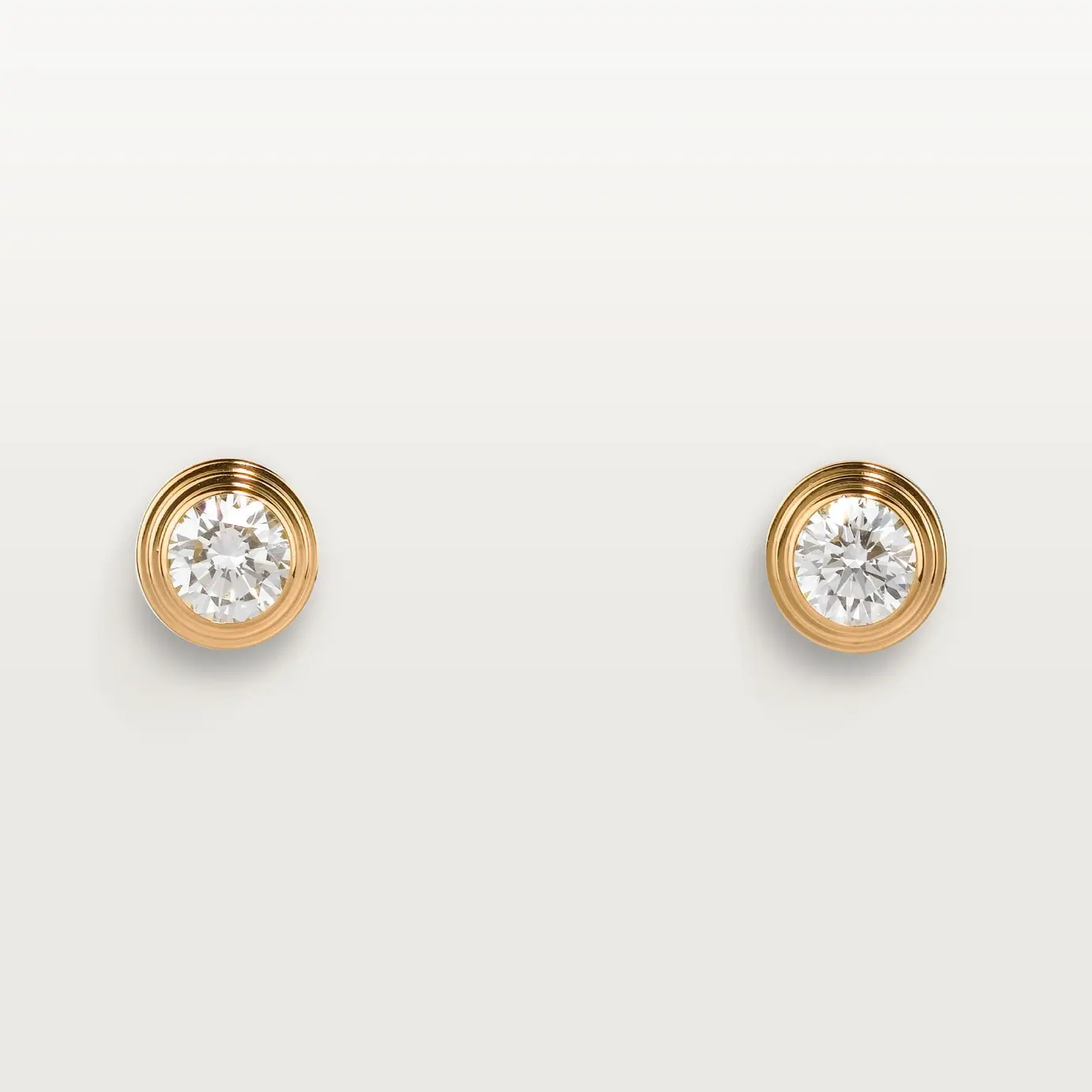 Серьги Cartier d'Amour Medium, желтое золото/бриллианты 
Серьги Cartier d'Amour Medium, желтое золото/бриллианты