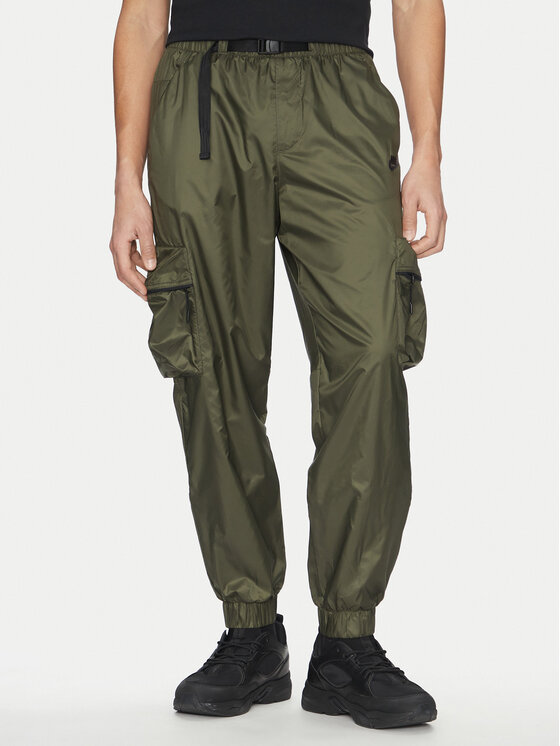 Спортивные брюки обычного кроя FB7911 Nike, хаки
Спортивные брюки обычного кроя FB7911 Nike, хаки