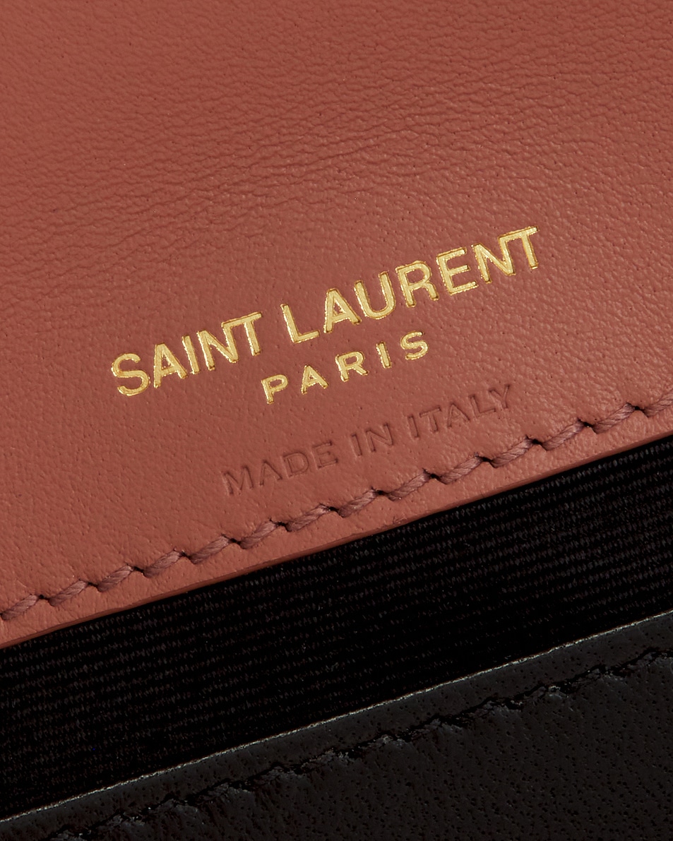 Мини-сумка на цепочке для колледжа Saint Laurent, цвет Barely Pink, Розовый, Мини-сумка на цепочке для колледжа Saint Laurent, цвет Barely Pink
Мини-сумка на цепочке для колледжа Saint Laurent, цвет Barely Pink, Розовый, Мини-сумка на цепочке для колледжа Saint Laurent, цвет Barely Pink