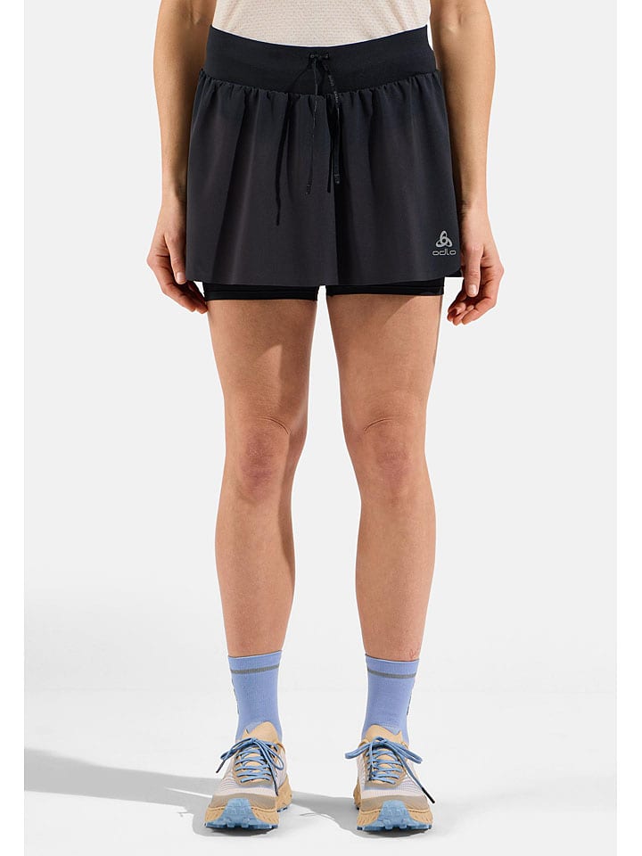 Odlo Беговая юбка "X-Alp" черного цвета
Odlo Беговая юбка "X-Alp" черного цвета