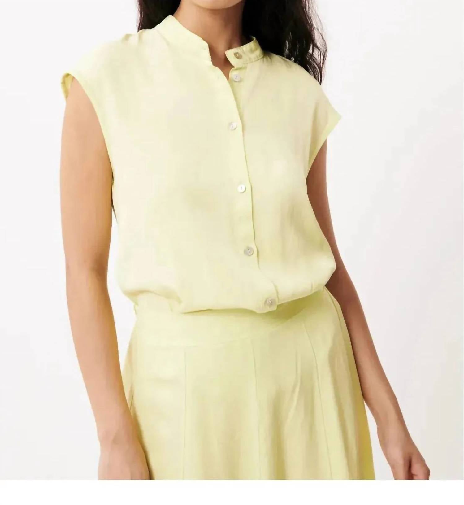 Блуза Athea Woven цвета лайм FRNCH, цвет lime
Блуза Athea Woven цвета лайм FRNCH, цвет lime