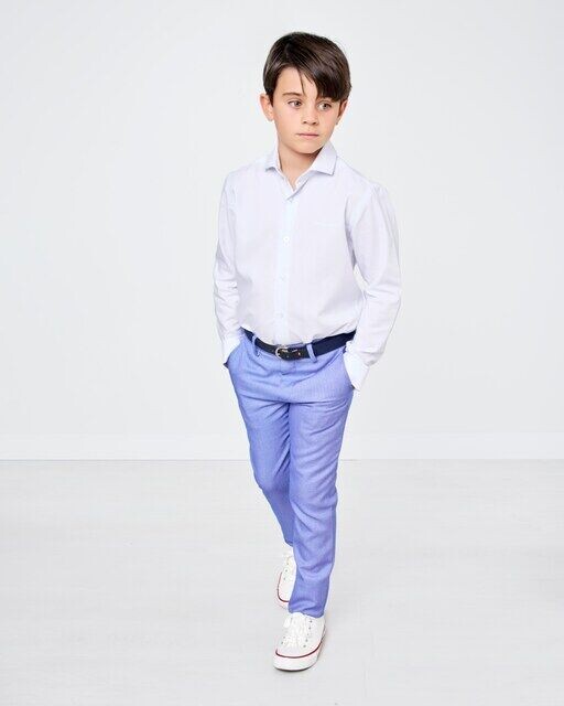 Брюки-чиносы для мальчика из ткани «птичий глаз» со шлевками для ремня Spagnolo, синий
Брюки-чиносы для мальчика из ткани «птичий глаз» со шлевками для ремня Spagnolo, синий