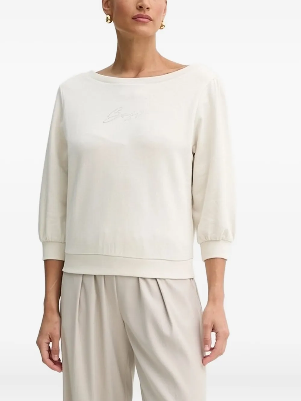 Толстовка, украшенная стразами BOSS, белый
Толстовка, украшенная стразами BOSS, белый