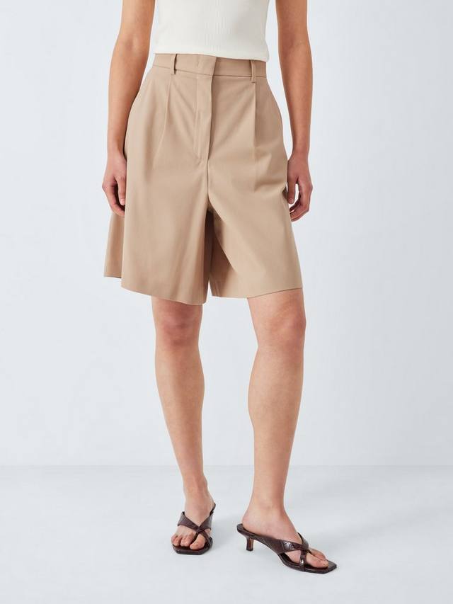 Шорты Rolf Tailored Weekend MaxMara, Beige
Шорты Rolf Tailored Weekend MaxMara, Beige