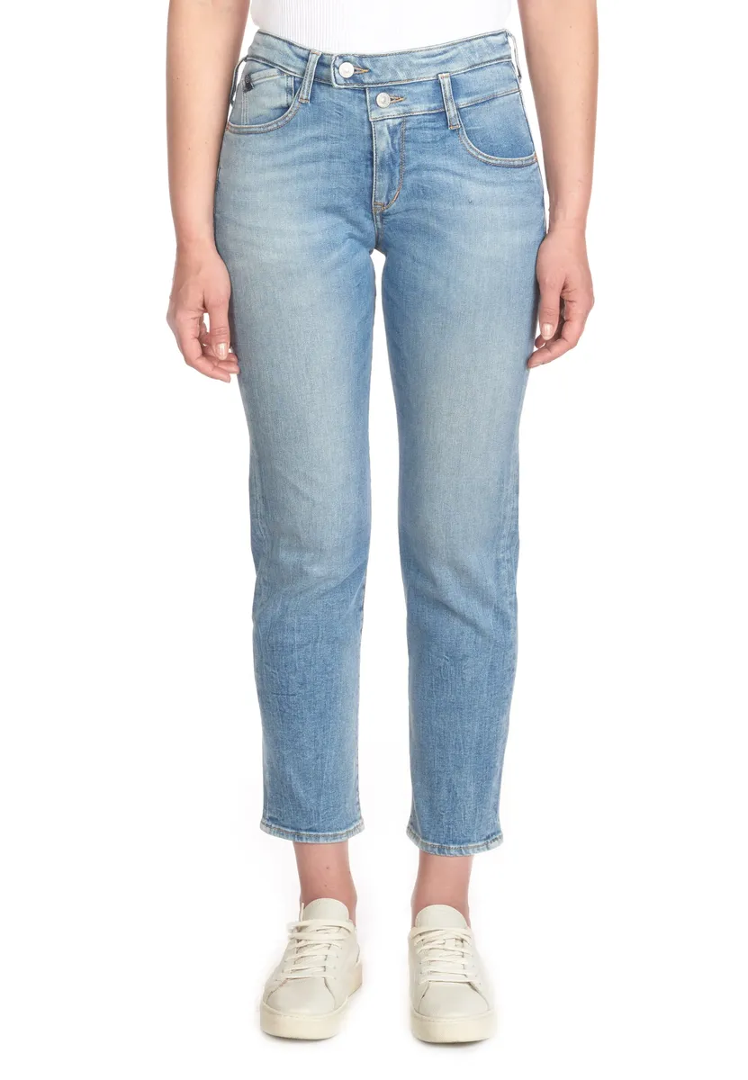 Брюки Le Temps Des Cerises 7/8 "400/17", удобного кроя для мамы, синий
Брюки Le Temps Des Cerises 7/8 "400/17", удобного кроя для мамы, синий