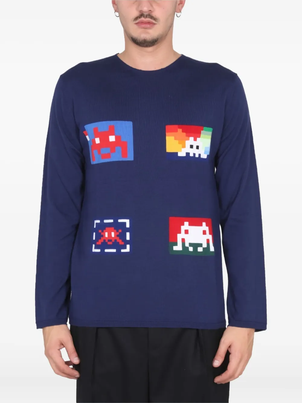 Свободный трикотажный свитер с графическим принтом Comme Des Garçons Shirt, синий
Свободный трикотажный свитер с графическим принтом Comme Des Garçons Shirt, синий