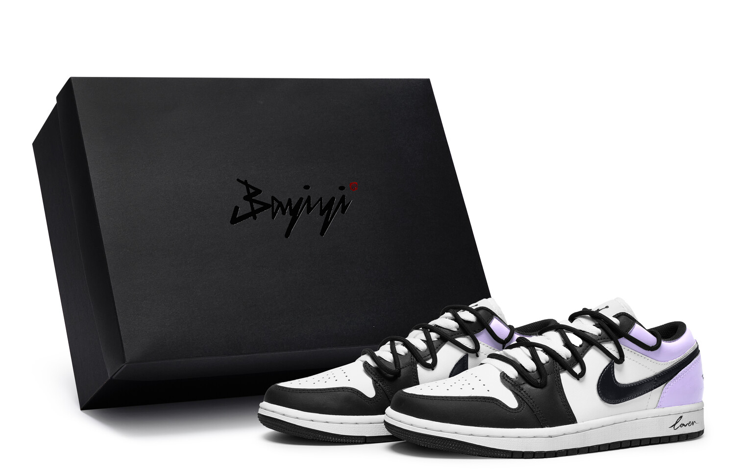 Кроссовки Air Jordan 1 Vintage Basketball Shoes Women's Low-top White/black, красный
Кроссовки Air Jordan 1 Vintage Basketball Shoes Women's Low-top White/black, красный