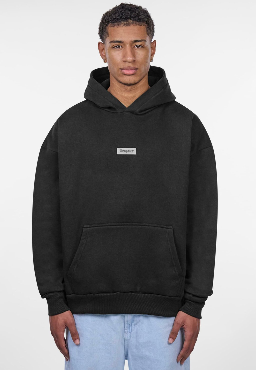 Толстовка с капюшоном HEAVY MIDDLE PATCH Dropsize, черный
Толстовка с капюшоном HEAVY MIDDLE PATCH Dropsize, черный