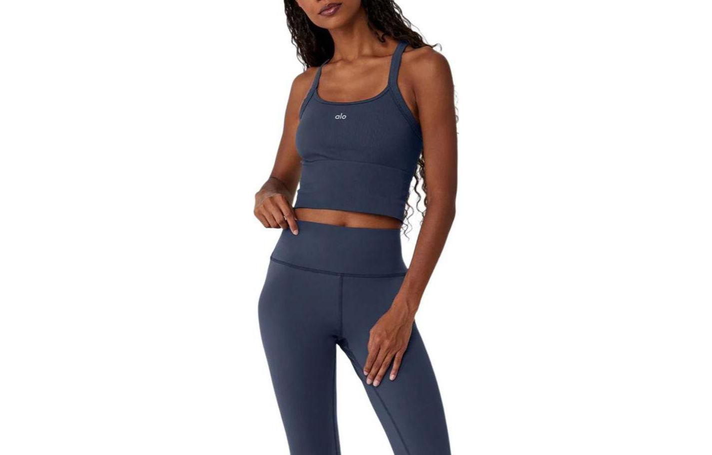 Alo Yoga Женское белье
Alo Yoga Женское белье