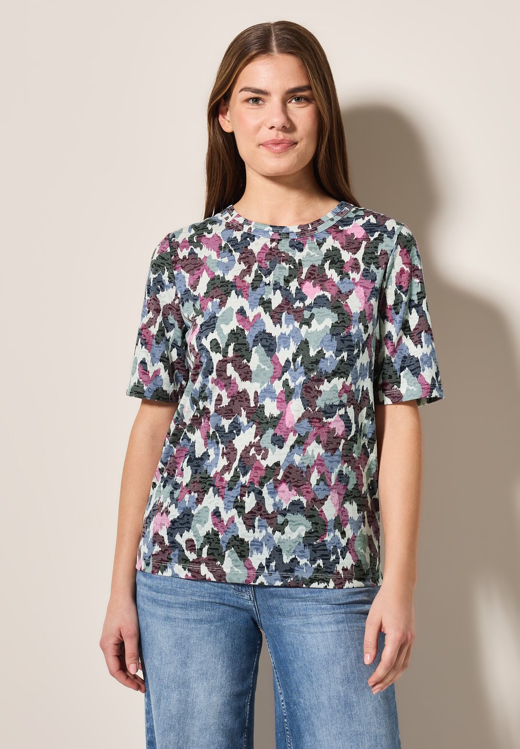 Футболка с принтом MIT BURN-OUT Cecil, кремовый
Футболка с принтом MIT BURN-OUT Cecil, кремовый