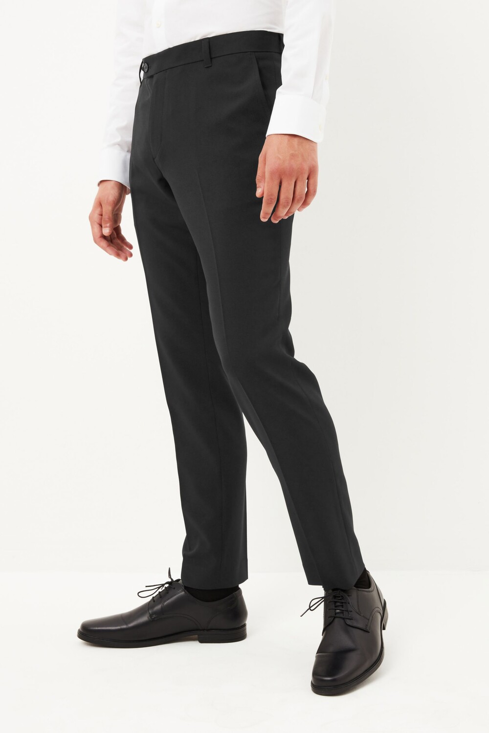 Элегантные брюки с гладкой передней частью можно стирать в машине Next, черный
Элегантные брюки с гладкой передней частью можно стирать в машине Next, черный