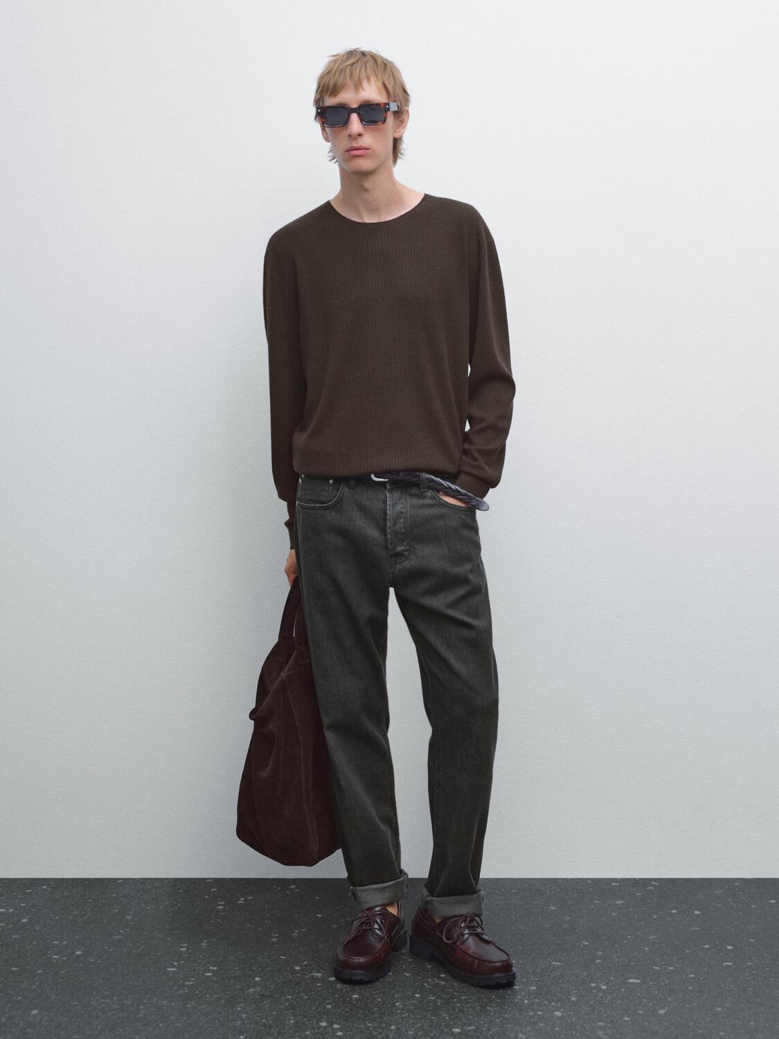 Вязаный свитер из 100% мериносовой шерсти Massimo Dutti, коричневый
Вязаный свитер из 100% мериносовой шерсти Massimo Dutti, коричневый