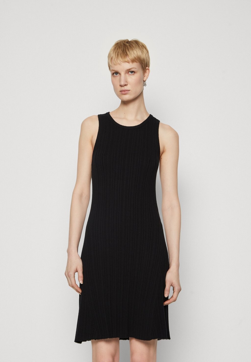 Платье-джемпер VMSTEPHANIE O NECK DRESS Vero Moda Tall, черный
Платье-джемпер VMSTEPHANIE O NECK DRESS Vero Moda Tall, черный