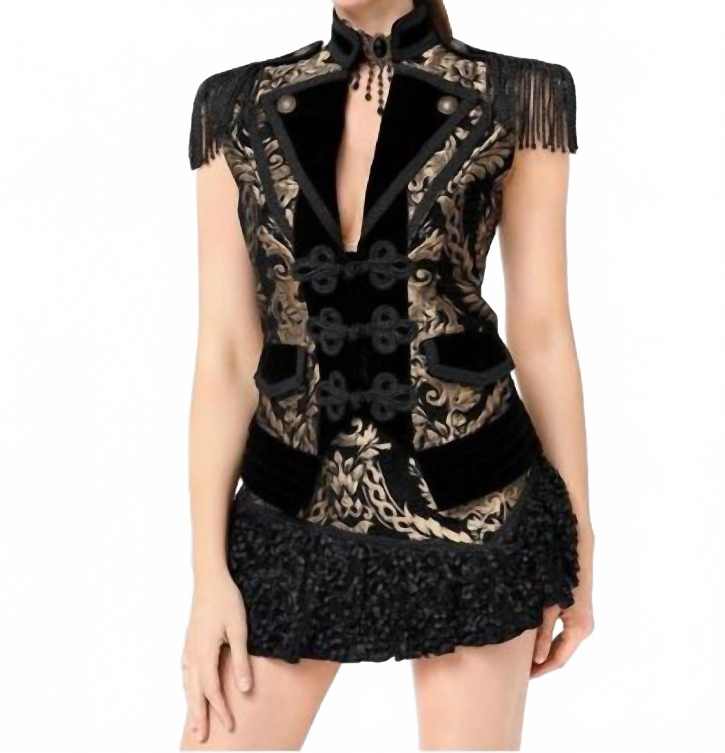 Золотой жаккардовый жилет-фрак в стиле барокко Pentagramme
Золотой жаккардовый жилет-фрак в стиле барокко Pentagramme