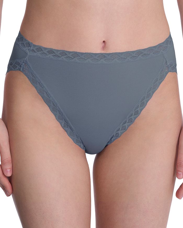 Бюстгальтер и трусики бикини Bliss с французским вырезом Natori, серый 
Бюстгальтер и трусики бикини Bliss с французским вырезом Natori, серый