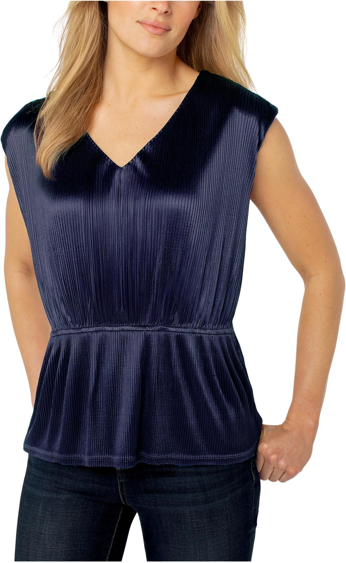 Женский трикотажный топ летучая мышь с короткими рукавами и V-образным вырезом, баской Liverpool Los Angeles, Navy
Женский трикотажный топ летучая мышь с короткими рукавами и V-образным вырезом, баской Liverpool Los Angeles, Navy