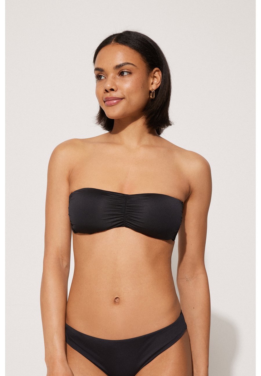 Топ бикини Tezenis Bikini top, Schwarz - Black/Black
Топ бикини Tezenis Bikini top, Schwarz - Black/Black