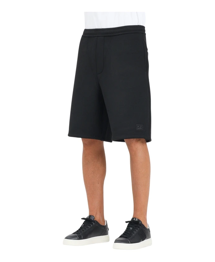 Черные мужские шорты, повседневный стиль. Armani Exchange, черный
Черные мужские шорты, повседневный стиль. Armani Exchange, черный