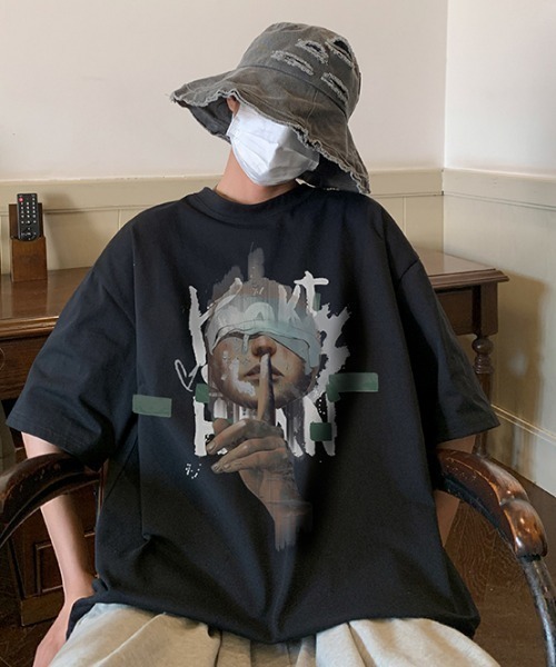 Футболка MGV, черный
Футболка MGV, черный