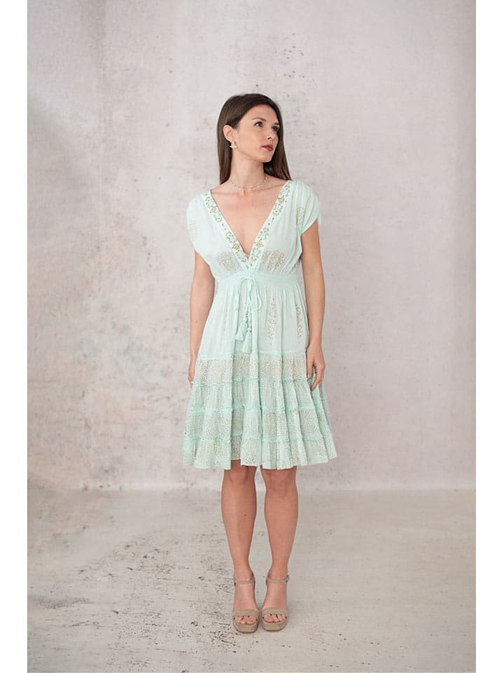 Платье до колена Lula Natura, зеленый
Платье до колена Lula Natura, зеленый