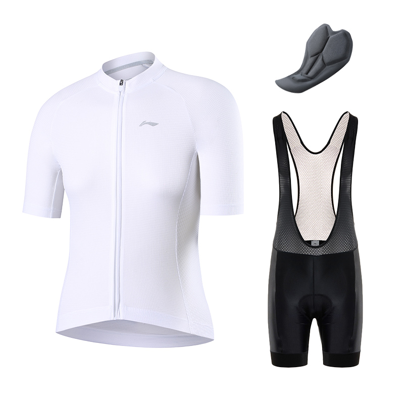 Женский велокостюм LINING, 044-2 top+197-1 straps shorts
Женский велокостюм LINING, 044-2 top+197-1 straps shorts