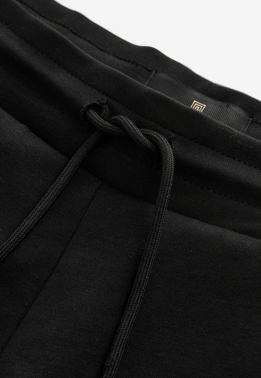 Спортивные брюки Pocket Regular Fit Next, черные
Спортивные брюки Pocket Regular Fit Next, черные