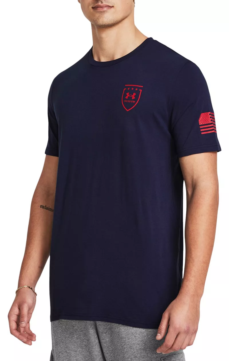 Мужская футболка с коротким рукавом Under Armour Freedom Eagle, цвет Midnight Navy/Red
Мужская футболка с коротким рукавом Under Armour Freedom Eagle, цвет Midnight Navy/Red