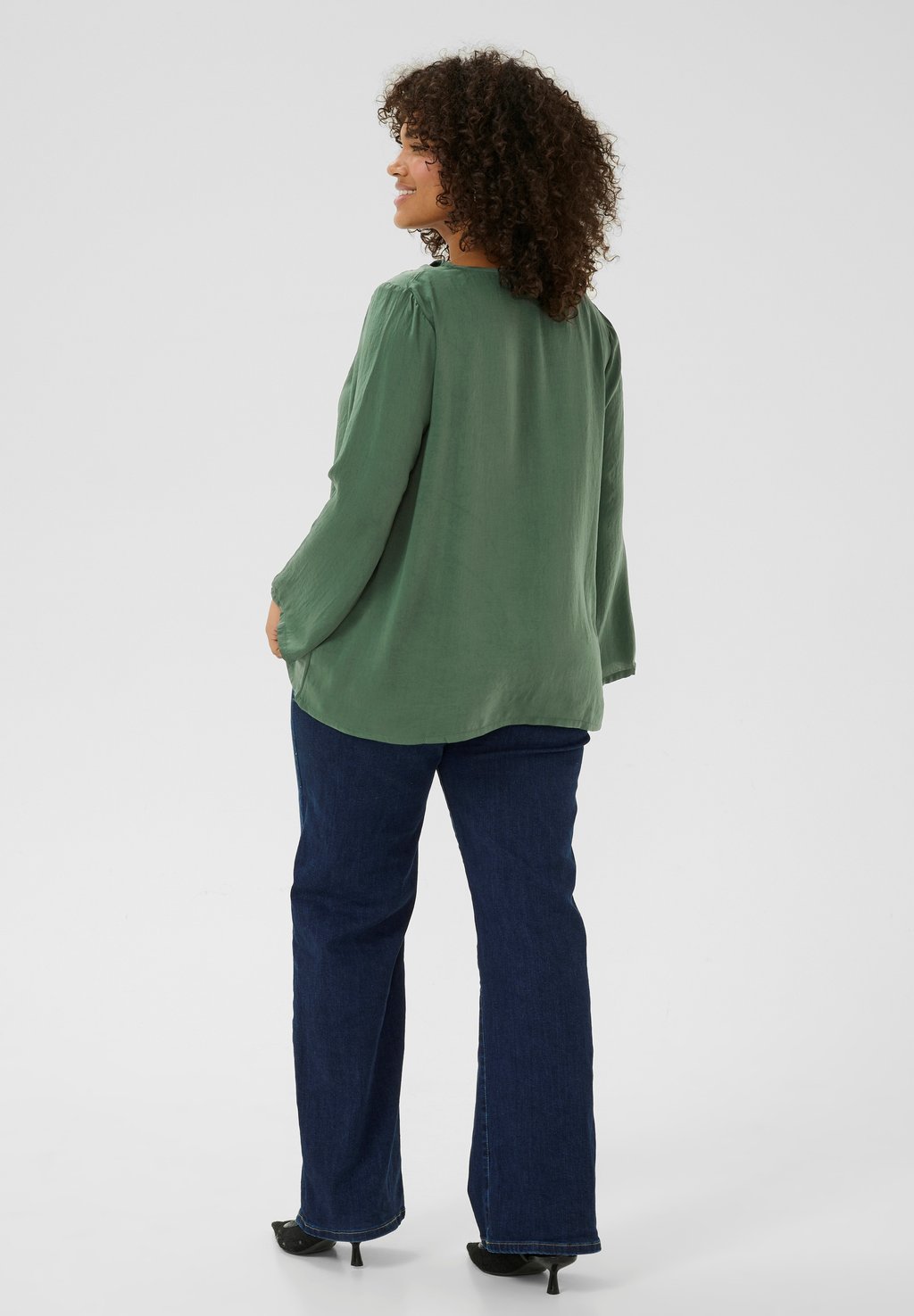 Блуза MERIEL Kaffe Curve, зеленый
Блуза MERIEL Kaffe Curve, зеленый