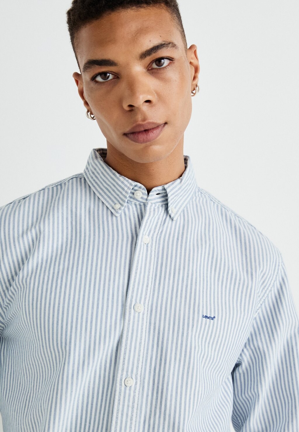 Рубашка AUTHENTIC BUTTON DOWN Levi's, светло-голубой
Рубашка AUTHENTIC BUTTON DOWN Levi's, светло-голубой