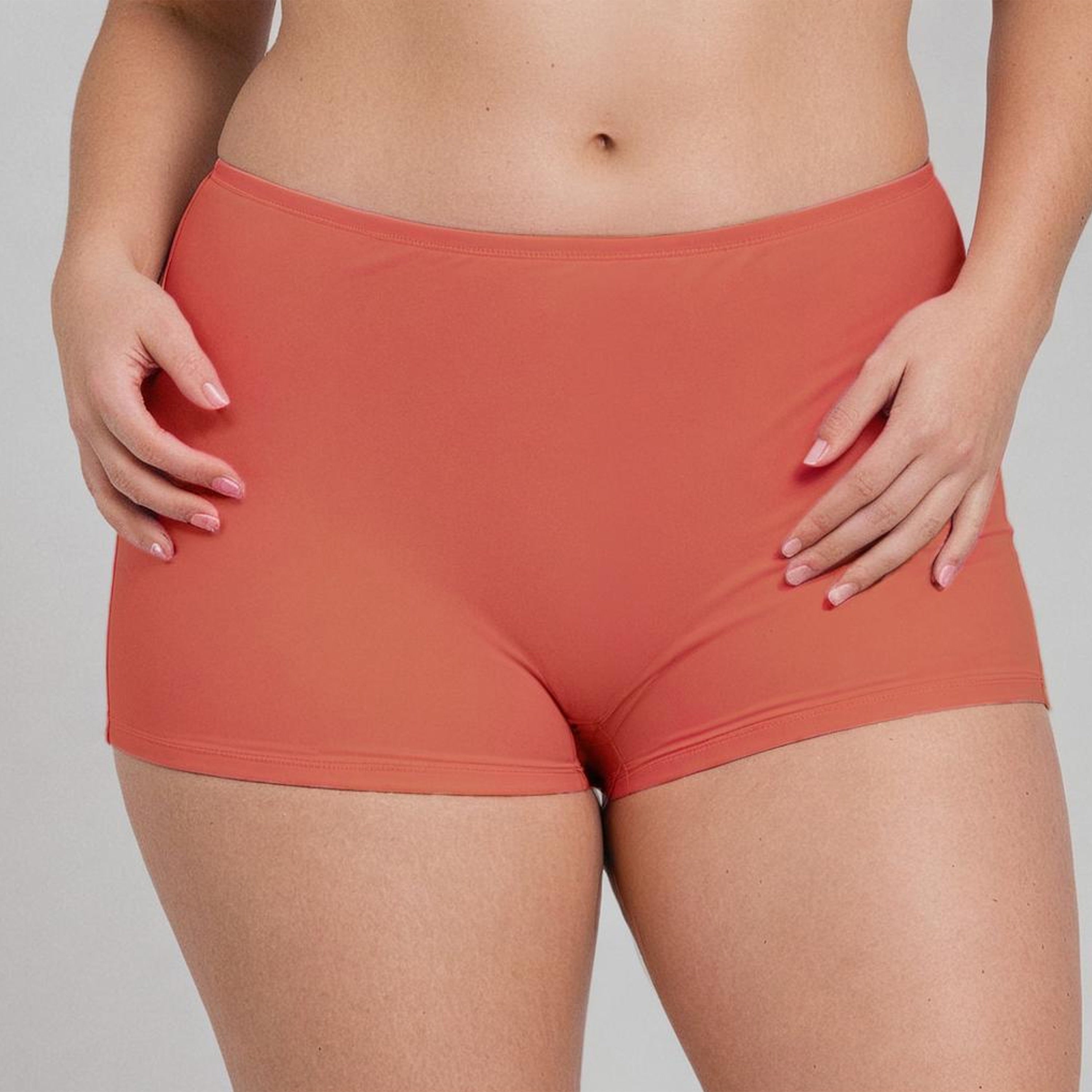 Женские шорты размера плюс Calypsa, цвет rust
Женские шорты размера плюс Calypsa, цвет rust