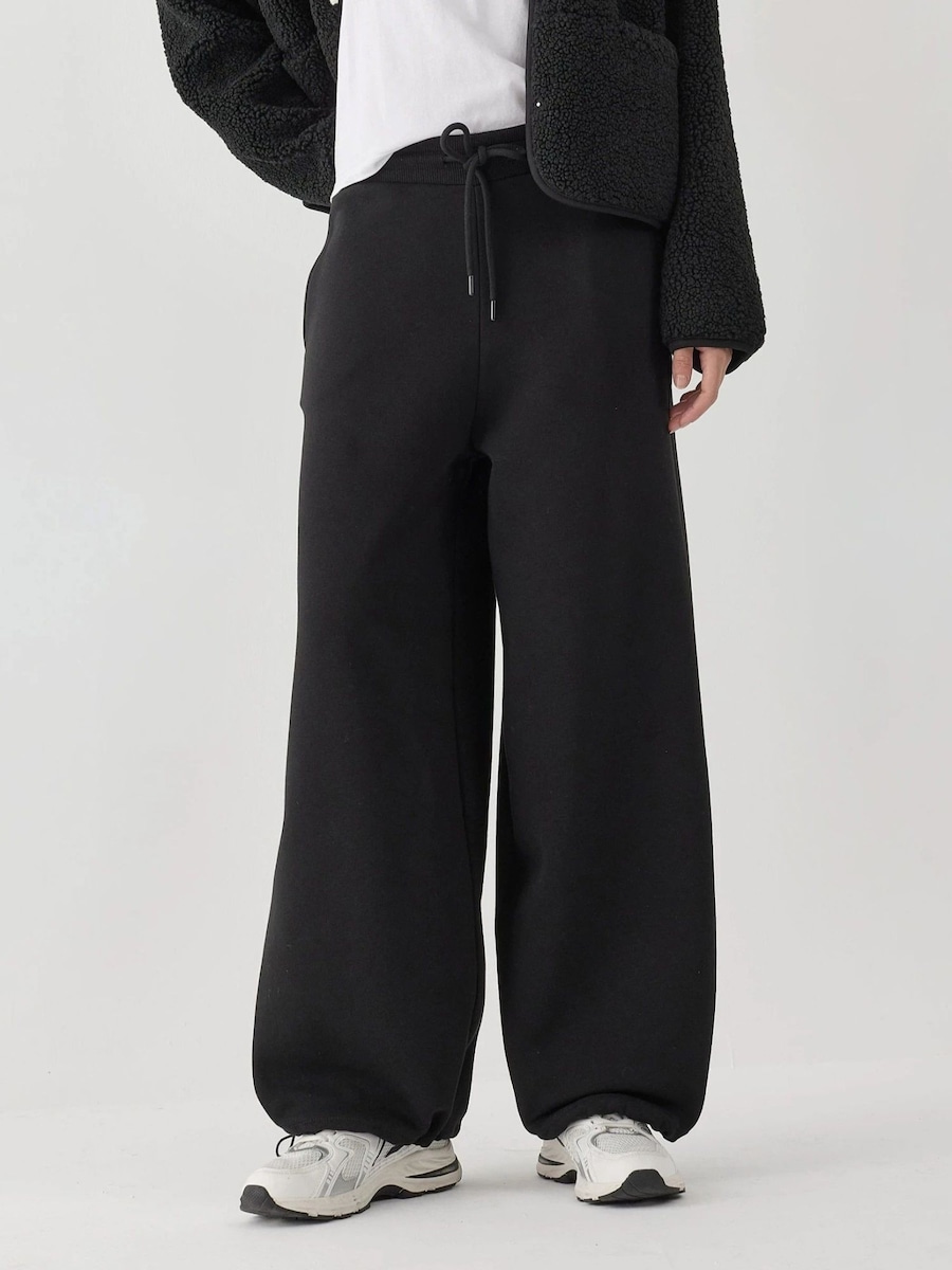 Мешковатые штаны Hiccup, черный
Мешковатые штаны Hiccup, черный