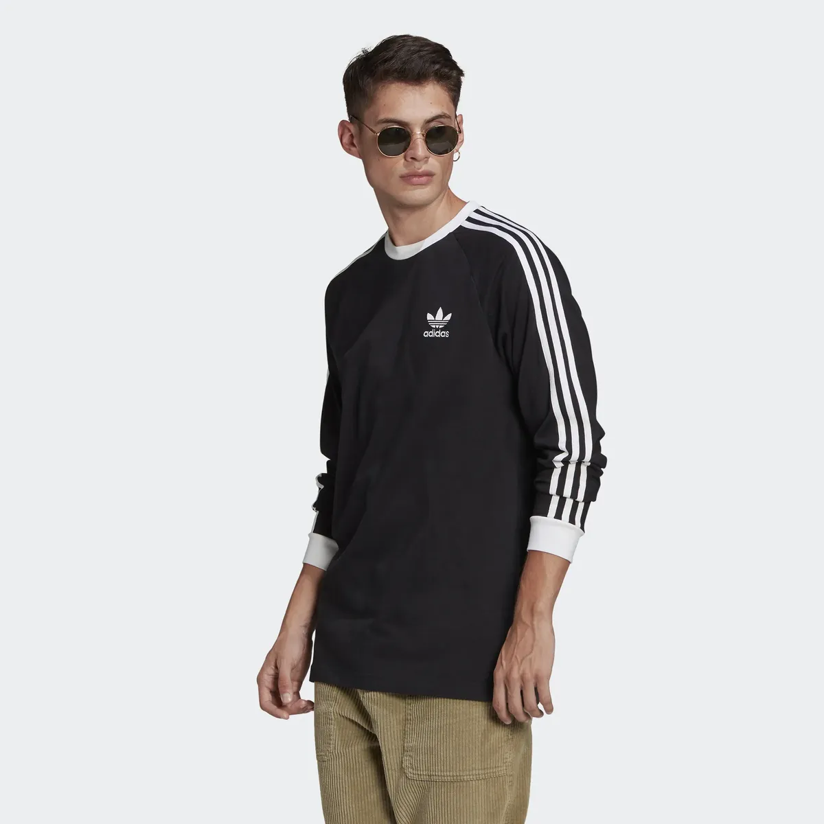 Рубашка с длинными рукавами Adidas Originals "ADICOLOR CLASSICS 3-STRIPES LONGSLEEVE", черный
Рубашка с длинными рукавами Adidas Originals "ADICOLOR CLASSICS 3-STRIPES LONGSLEEVE", черный