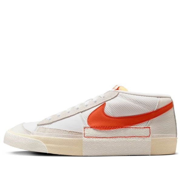 Кроссовки blazer low pro club 'cosmic clay' Nike, белый
Кроссовки blazer low pro club 'cosmic clay' Nike, белый