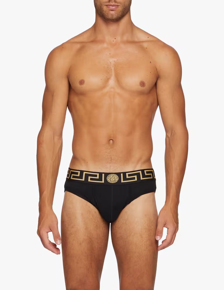 2 упаковки трусов Greca Versace, цвет Nero - Greca Oro
2 упаковки трусов Greca Versace, цвет Nero - Greca Oro