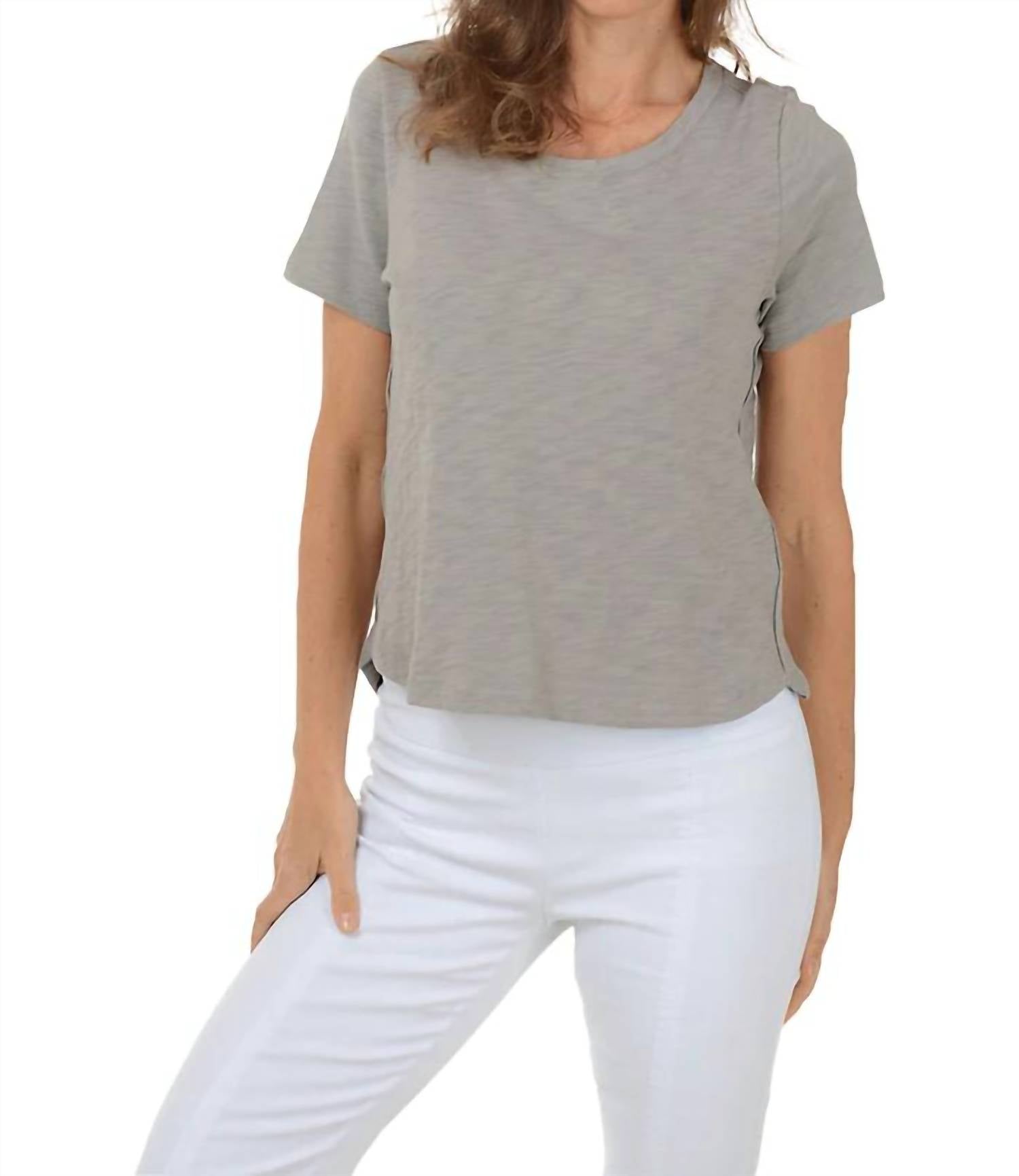 Хлопковая футболка Hi-Lo в цвете туман Escape, Fog
Хлопковая футболка Hi-Lo в цвете туман Escape, Fog