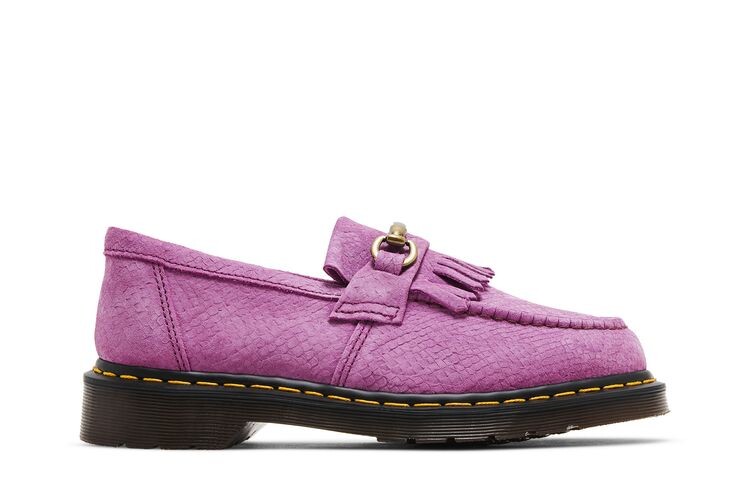 Кроссовки Dr. Martens Adrian Snaffle Repello Emboss Suede Kiltie Loafer Thrift Pink, розовый
Кроссовки Dr. Martens Adrian Snaffle Repello Emboss Suede Kiltie Loafer Thrift Pink, розовый
