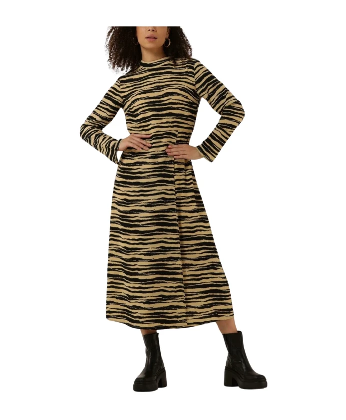 Платье макси Becky с принтом Modström, мультиколор
Платье макси Becky с принтом Modström, мультиколор