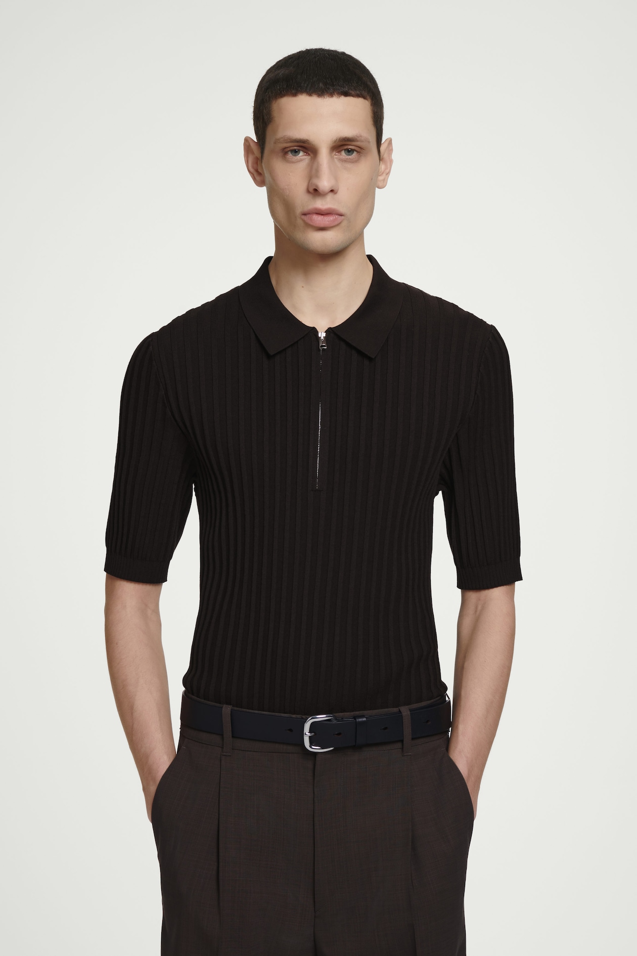 Рубашка поло из шелка и хлопка на молнии COS, коричневый
Рубашка поло из шелка и хлопка на молнии COS, коричневый