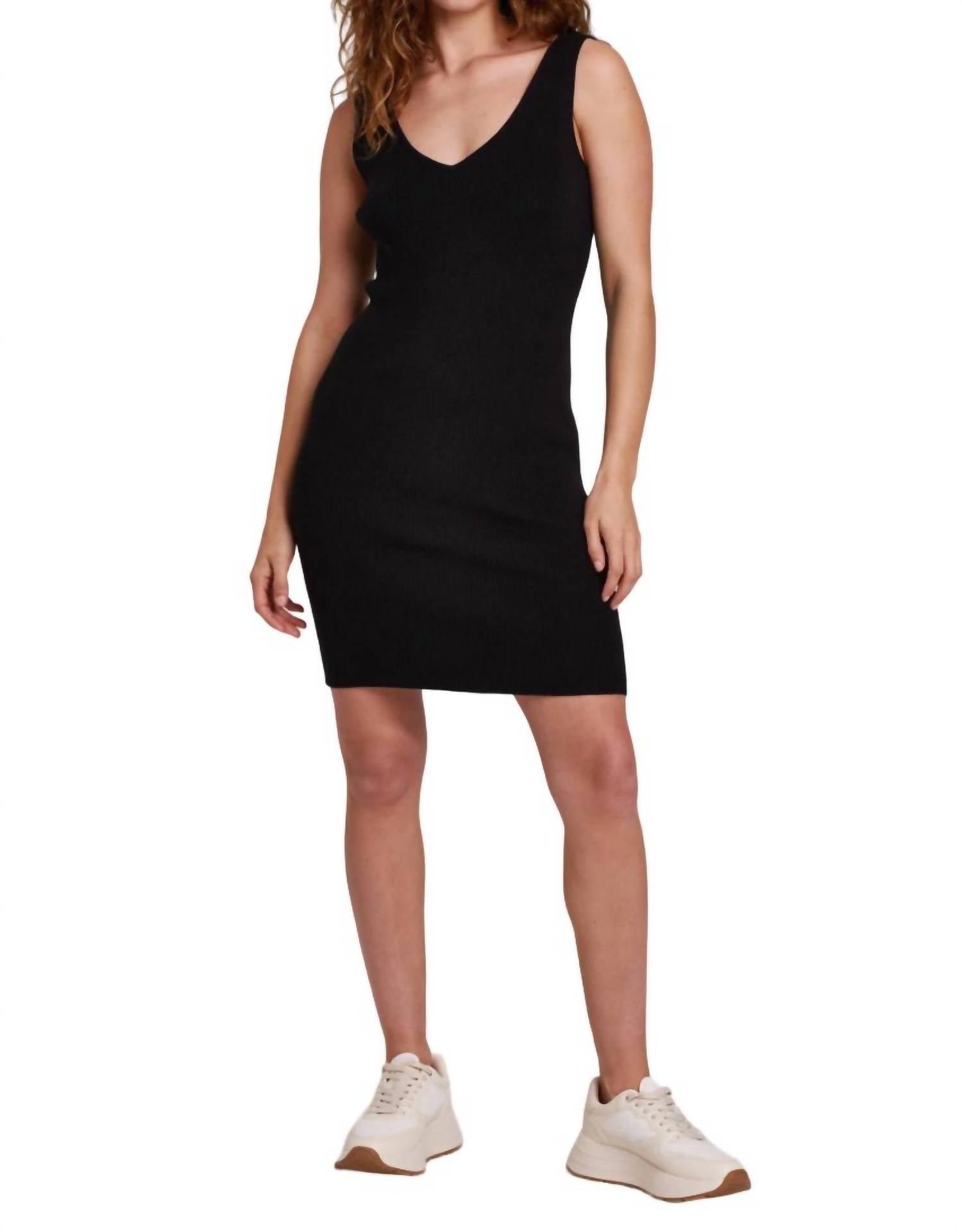 Платье Nalani черного цвета Another Love
Платье Nalani черного цвета Another Love