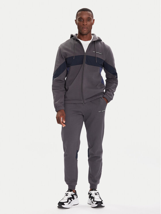 Спортивный костюм modern fit 7M000940 AF10377 U8117 Ea7 Emporio Armani, серый
Спортивный костюм modern fit 7M000940 AF10377 U8117 Ea7 Emporio Armani, серый